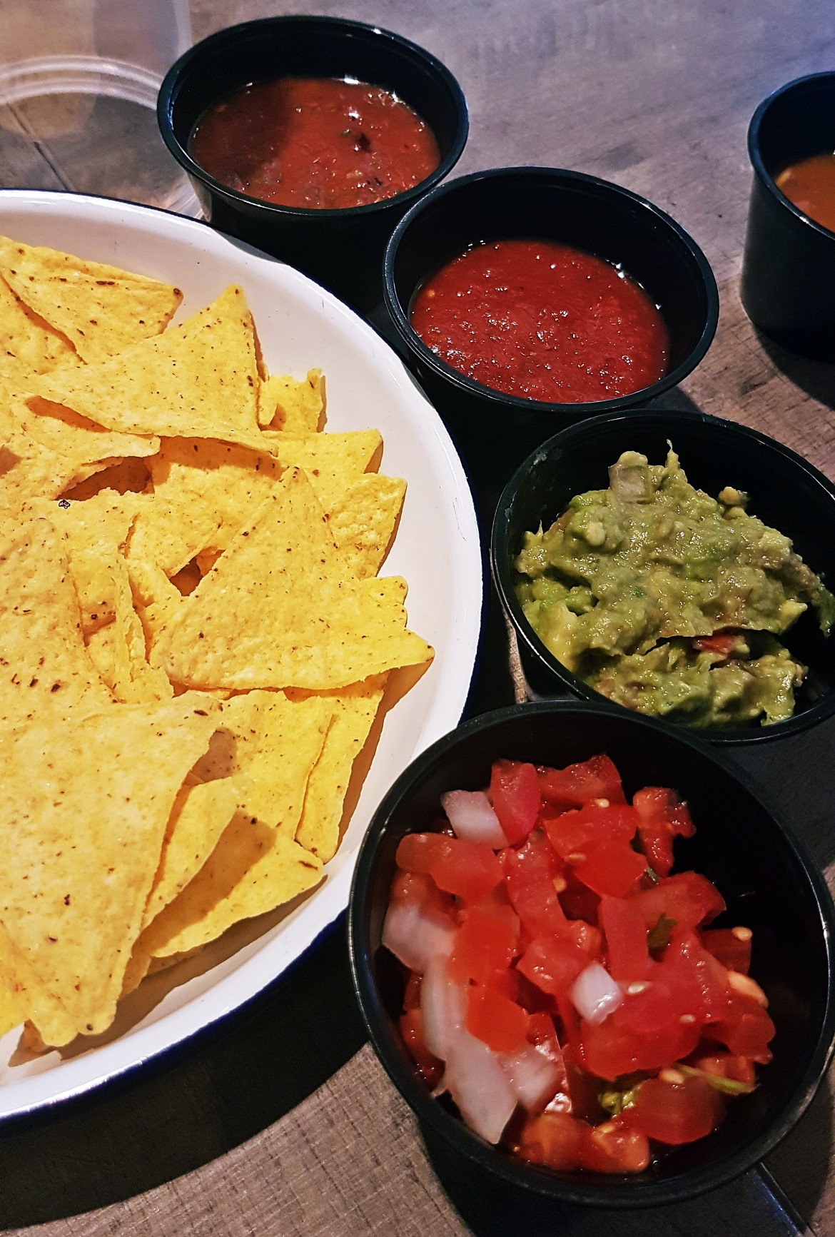 Tortilla chips. salsa and guacamole - Burrito Masterclass with Barburrito, review by BeckyBecky Blogs