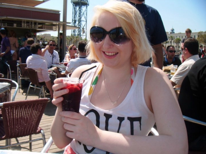 Sangria by the beach - Reminiscing about Barcelona by BeckyBecky Blogs