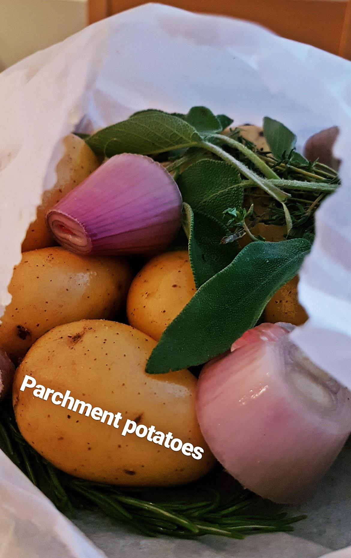 A pouch of parchment potatoes - Conqueror's Chateaubriand and Ye Olde Parchment Potatoes - Cooking Games Recipe by BeckyBecky Blogs