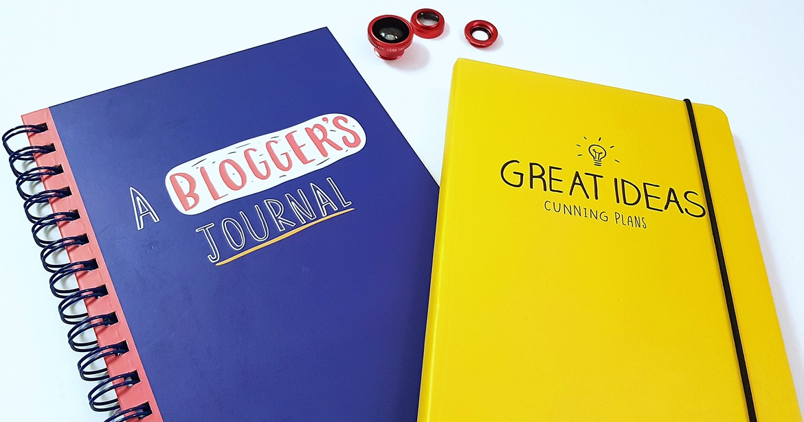 Blogger Journal, Great Ideas Notebook, Smartphone lenses - Christmas Presents Round Up by BeckyBecky Blogs