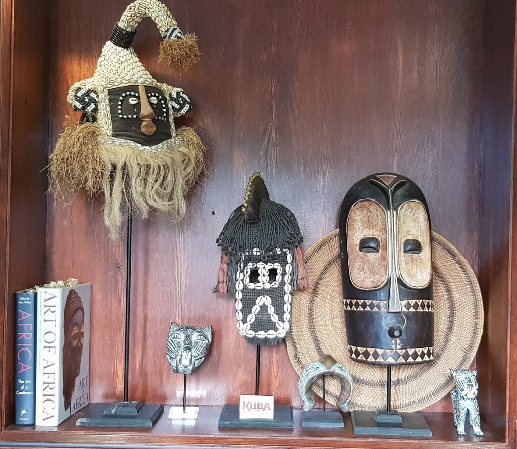 African knick knacks - Follow in my Footsteps by Kanyu Escape, Leeds escape room review by BeckyBecky Blogs