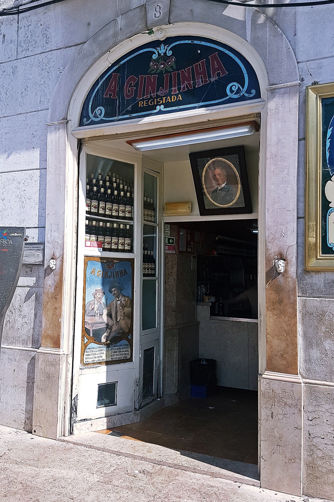 A Ginjinha, the originator of ginjinha - Food and Drink in Lisbon, review by BeckyBecky Blogs