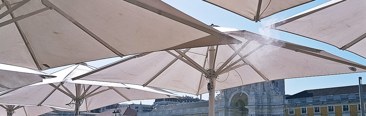 Umbrella shower at Can the Can - Food and Drink in Lisbon, review by BeckyBecky Blogs
