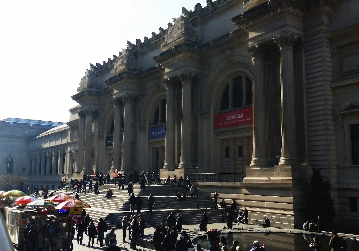 The Metropolitan Museum of Art - New York New York, travel blog by BeckyBecky Blogs