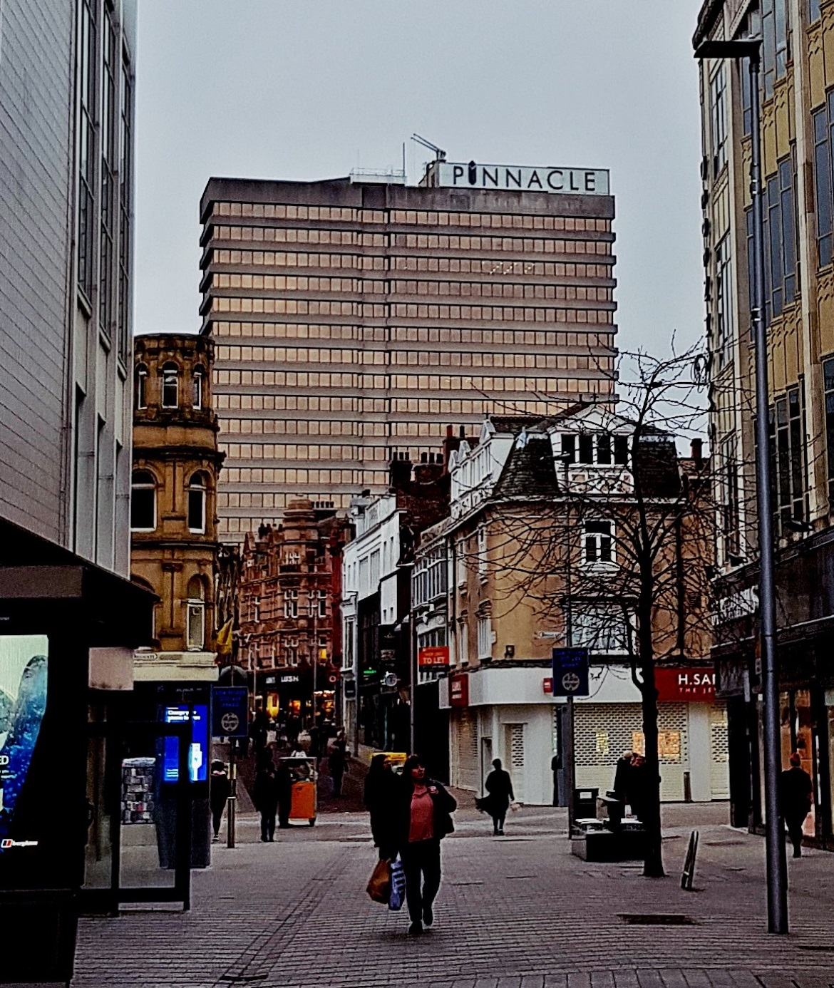 The Pinnacle Building - The Lucky Ones, immersive theatre experience by Riptide Leeds, review by BeckyBecky Blogs